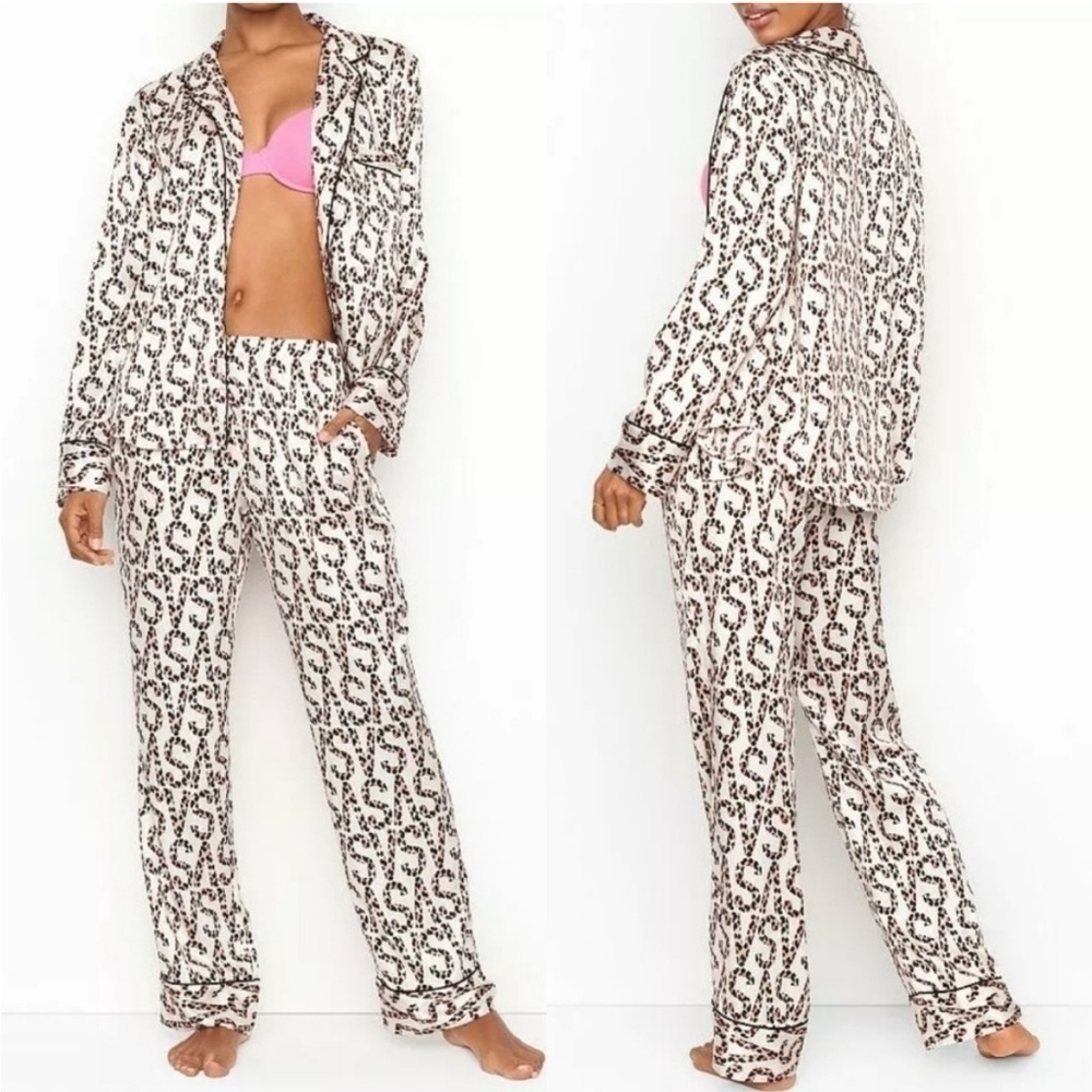 Victoria's Secret VS Logo Satin Pajamas Button Front Leopard Print White Pink M